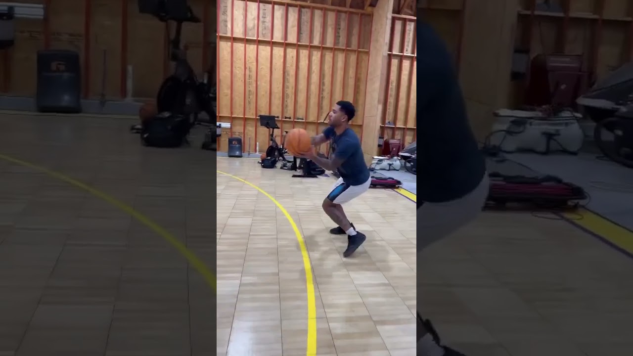 JALEN TAYLOR IS A PRO 