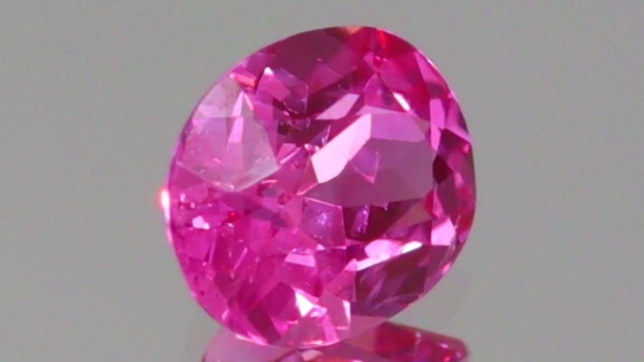 天然ピンクサファイア 0.26ct 【非加熱・美発色】 ミャンマー・モゴック