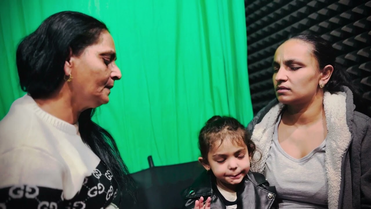 🔊🎬Gipsy Martina ❌Kamila - Palikerav miro del ( OFFICIALvideo ) cover Chvala 2025 🎬🔊