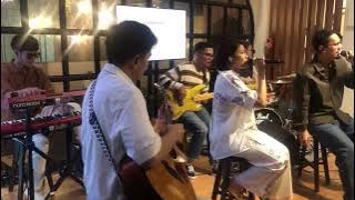 Maliq & D'Essentials - Luluh (Acoustic Live at Ruuang Kopi, Jakarta 28/3/2024)
