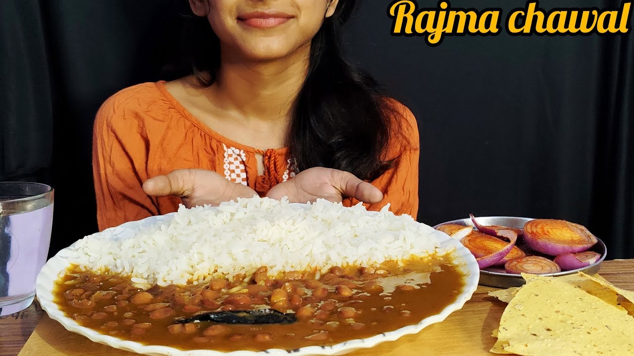Eating rajma chawal //MUKBANG