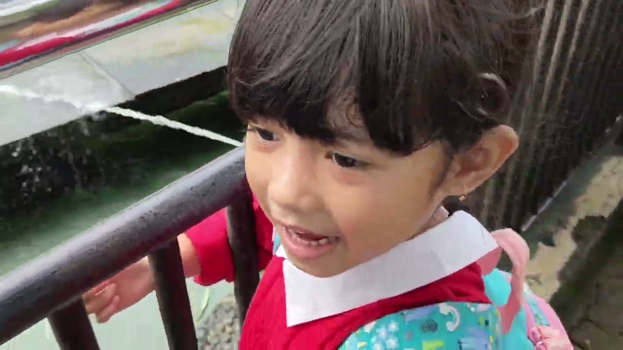 Liburan Tahun Baru "Chelsea & Elvano lihat hewan" 🐵🐔🐶🐷