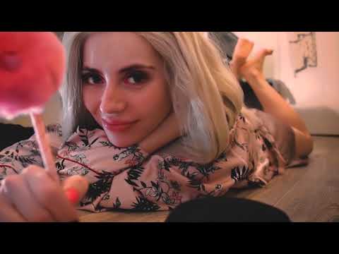 ASMR 🥰 Girlfriend tells you a secret/ Tapping on the Floor.