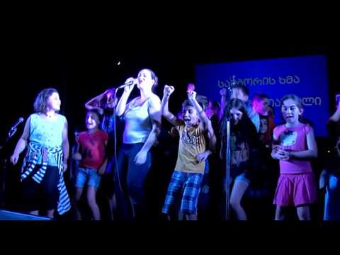 ი. შიხიაშვილმა სამგორელებს „ხრუშჩოვკების“ პრობლემების გადაჭრის ტექნიკურ-ეკონომიკური კვლევა გააცნო