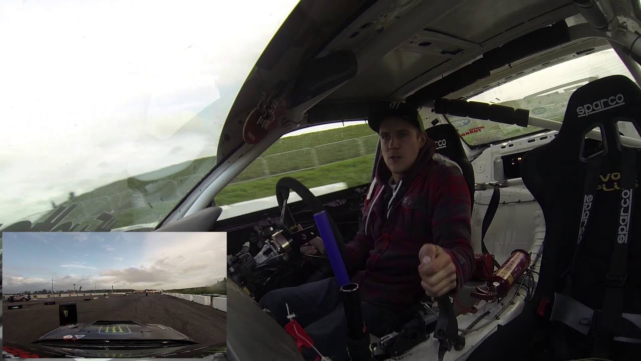 Fueltopia TV - FBS R5 2013 - Luke Woodham Vs Dmitrij Sribnyj (S14a Vs Subaru) @ Santa Pod Raceway