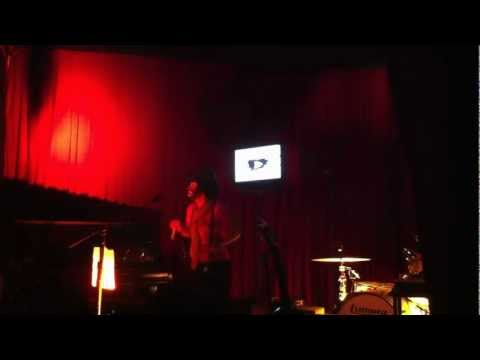 DEEP DARK ROBOT (LIVE) @HOTEL CAFE