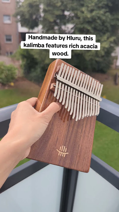 Kalimba by Hluru 17 keys Acacia wood.