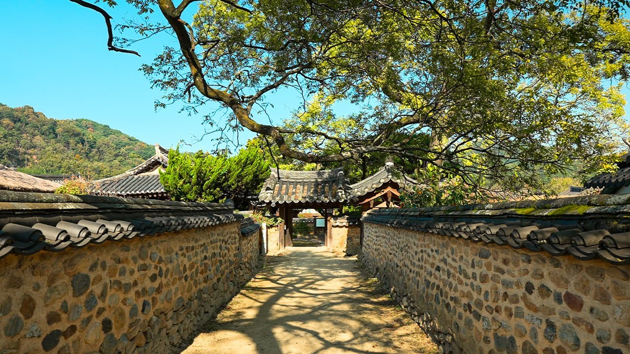 Beautiful Namsa Yedam Village in Gyeongsangnam-do Province Travel Korea with Seoul Walker 4K HDR