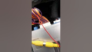 Solving retrofit Mazda 3 hatchback glitchy reversing camera UK 2014 2015 2016 2017 2018