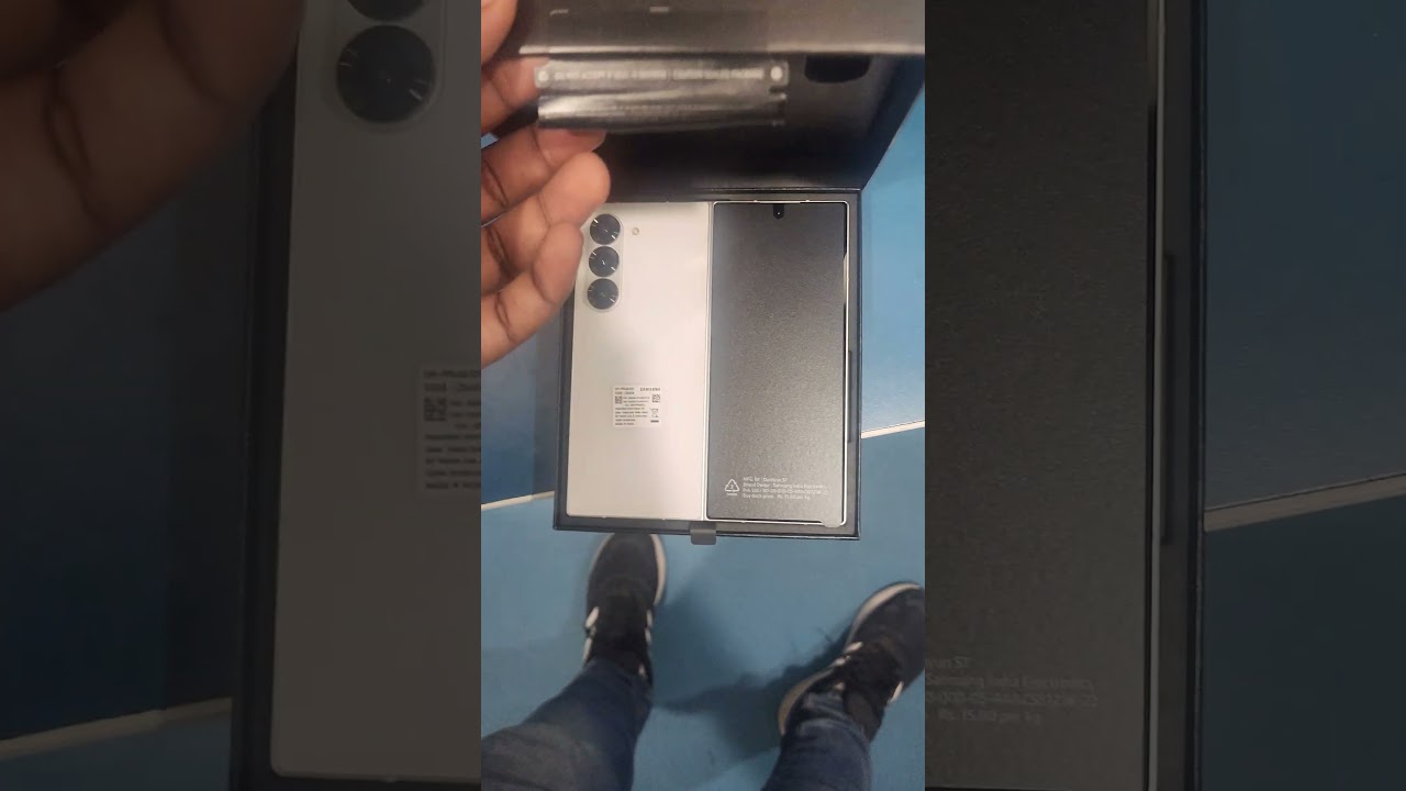 Galaxy Fold 6 Special White Edition..