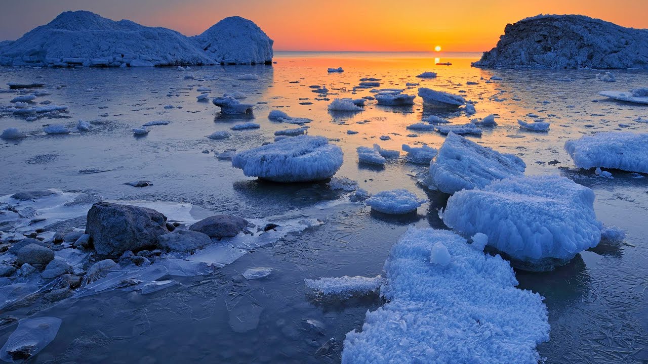 Spring ice along the shore of Lake Winnipeg, Manitoba, Canada YouTube