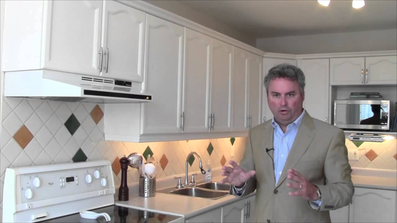 Townhouse for Sale: 2065 Sunland Drive, Fallingbrook, Ottawa, The Hamre Real Estate Team