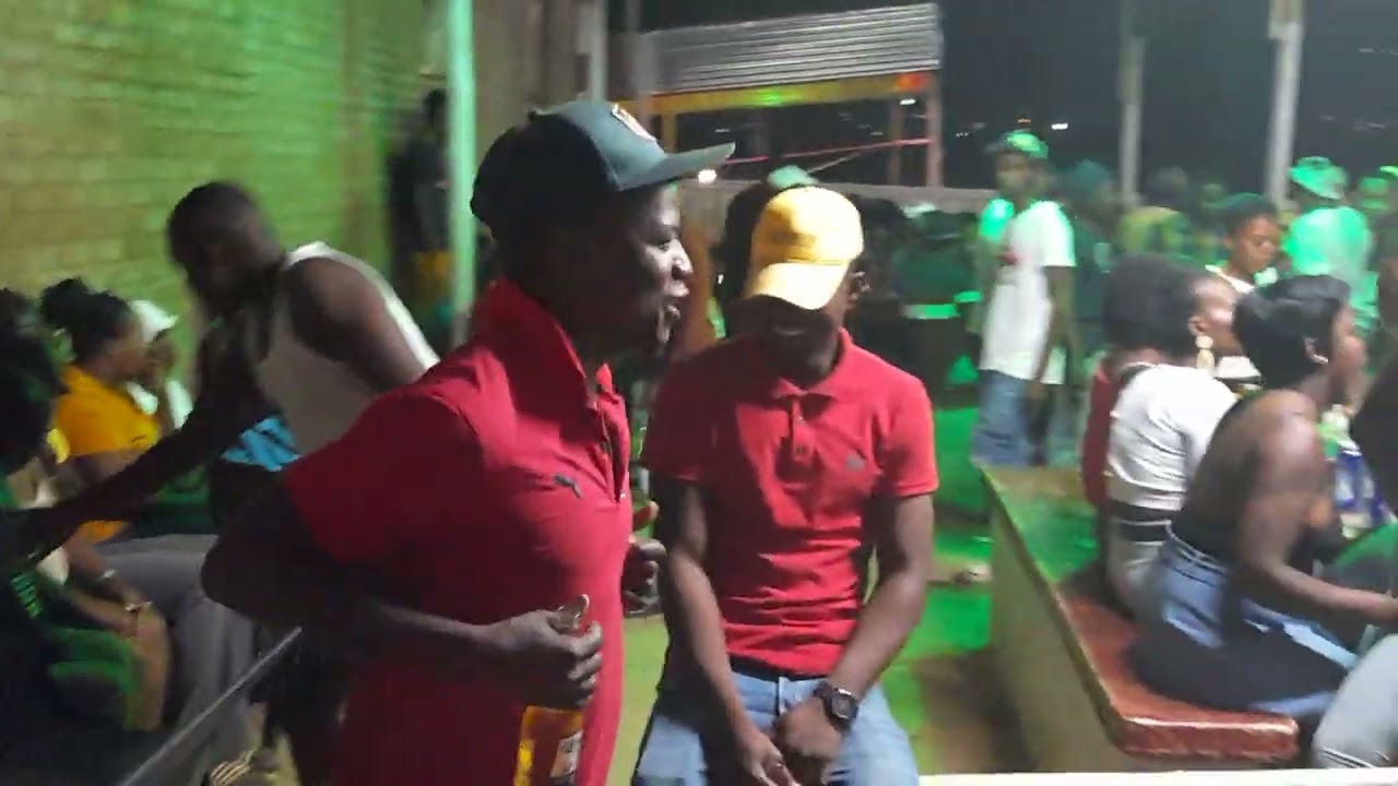 DR BRICKZ Along side T-PS NATION playing live at mabulane tk's palace 💃💃💃