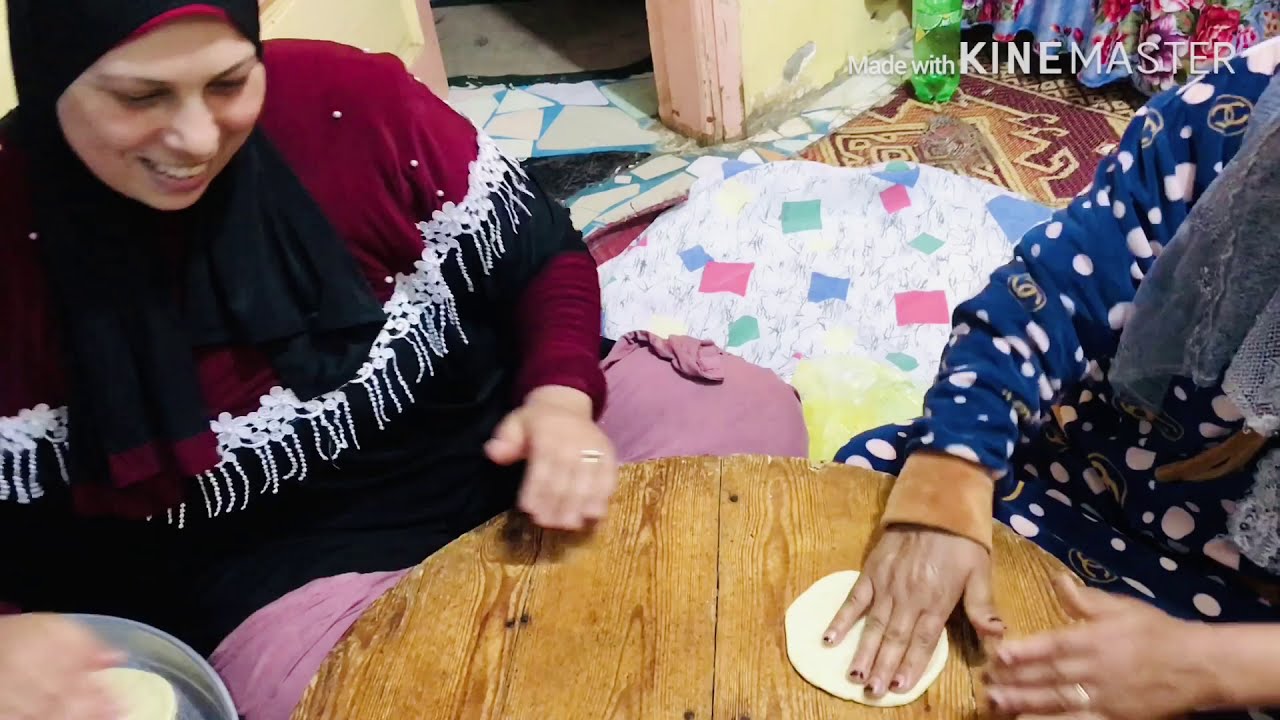 القرص الفلاحى الطرية بتاع السحور وشم النسيم واقسم بالله روووعة مش هتبطلى تعملها لاوادك روتين عند اخت