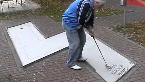 Minigolf professionell Europameister Hubert Bayer ...