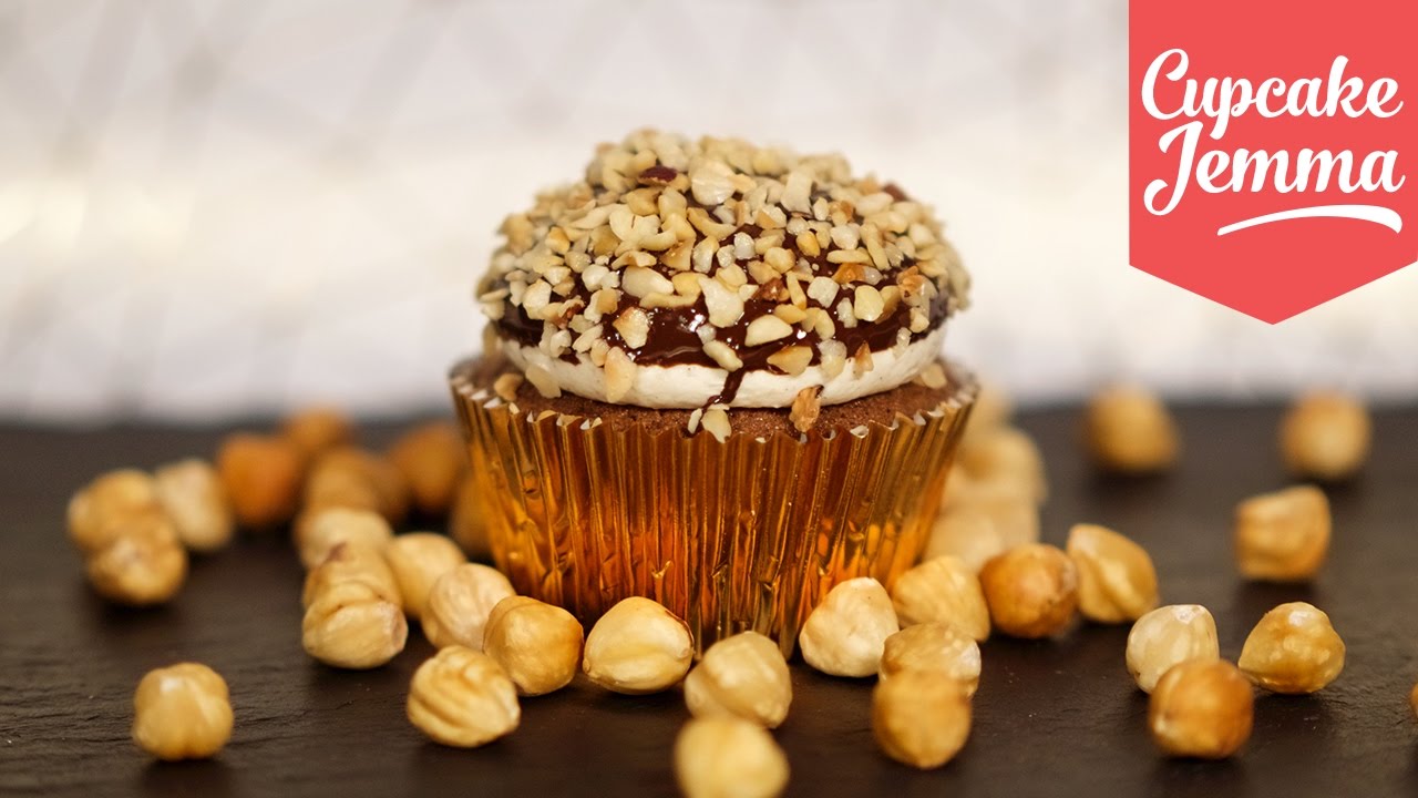 Ferrero Rocher Christmas Cupcakes | Cupcake Jemma | CupcakeJemma