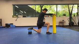 Hall Kneel Hamstring Curl ISO