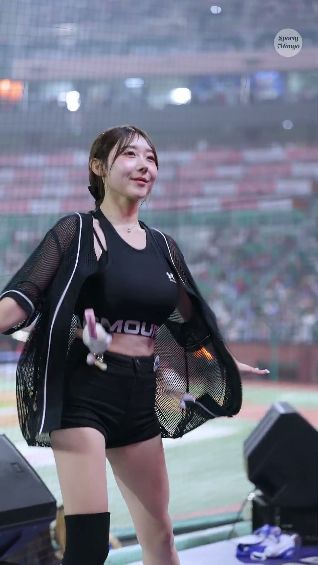 신이 난다 신이 나, 한지은 치어리더