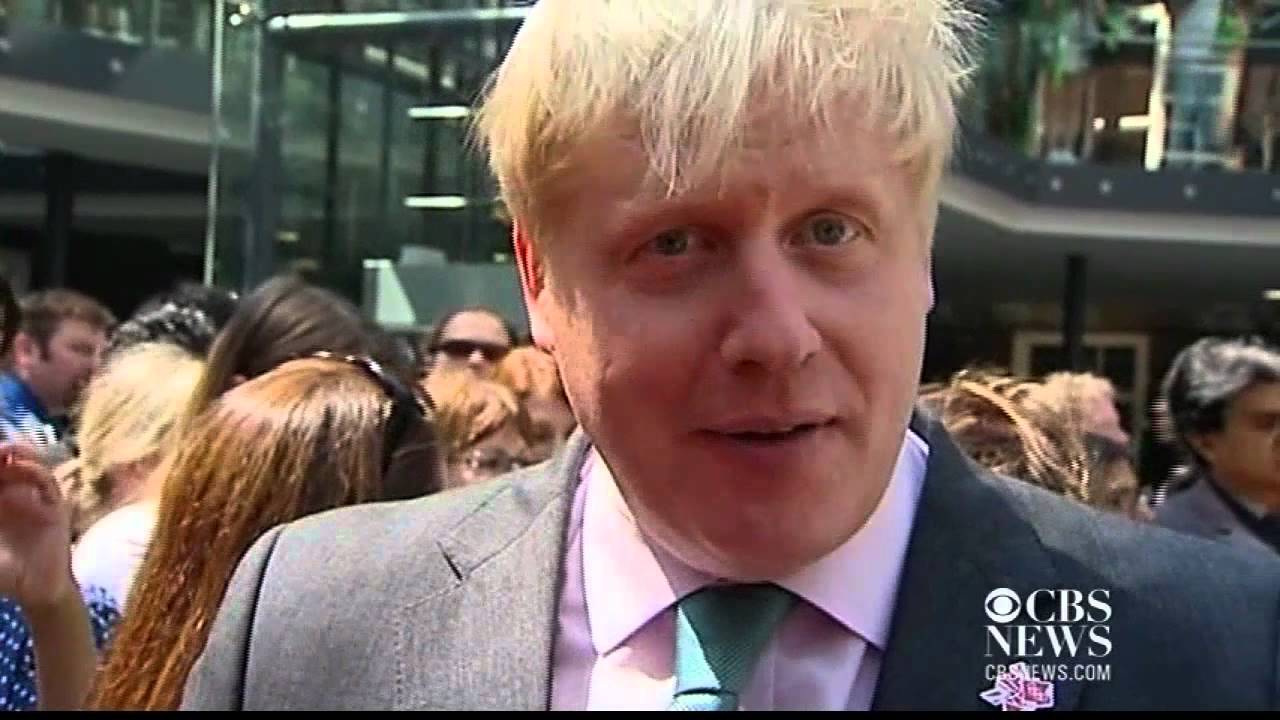 The oldest Olympic torch bearer