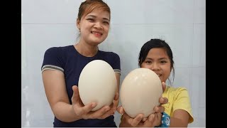 Lần Đầu Ăn Trứng Đà Điểu Hay Trứng Khủng Long [ trang và vinh ]