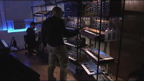 retrowave  Prophet 5 MOOG Jupiter08