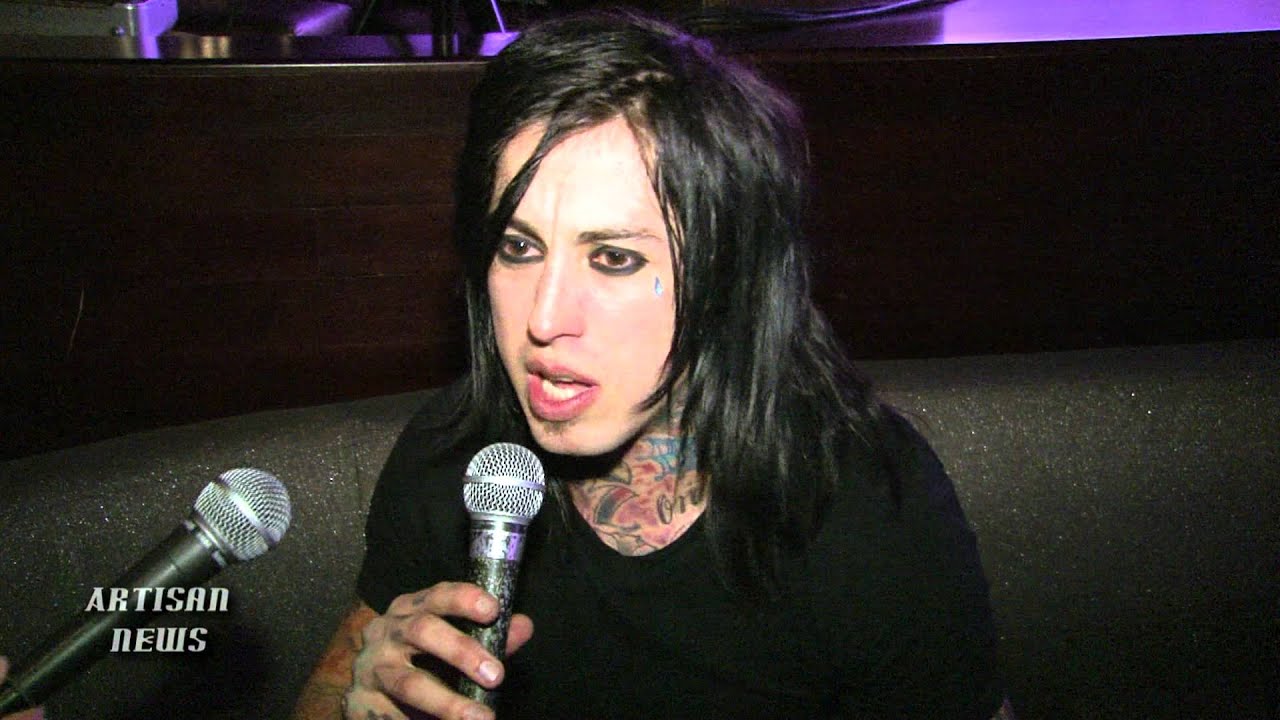 Petition · Ronnie Radke to release a diss track to Eminem and MGK ·  Change.org