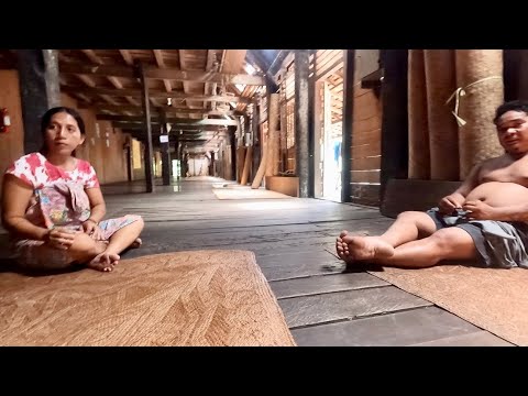 Video: Mengunjungi Rumah Panjang Iban di Kalimantan: Bagaimana Melakukannya