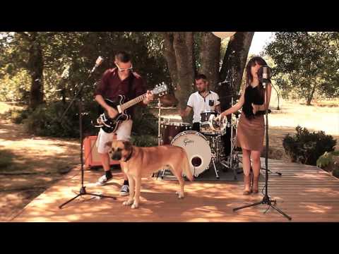 SOON HOT AND SUNNY - These Boots Are Made For Walkin' (Nancy Sinatra) cover