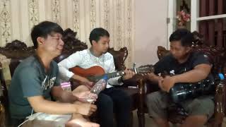 caffeine-putri ( band talan live acoustic )