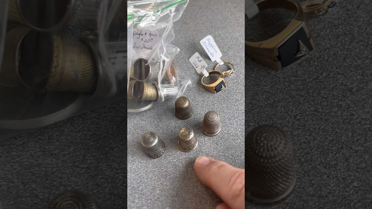 Ты сказала мне вернуться и купить их, и я так и сделала! Наперстки из стерлингового серебра! 