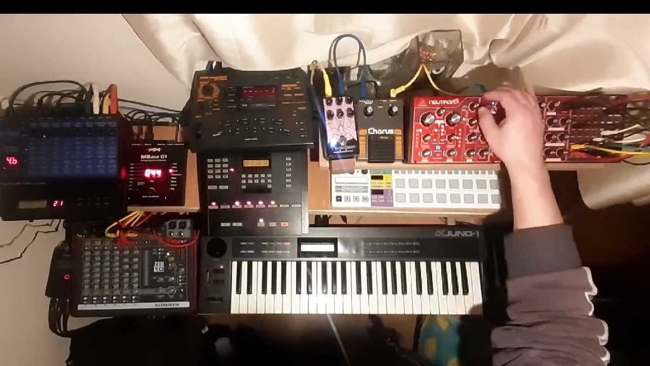 Flow my Fears...Oldskool all-hardware Gabber jam.