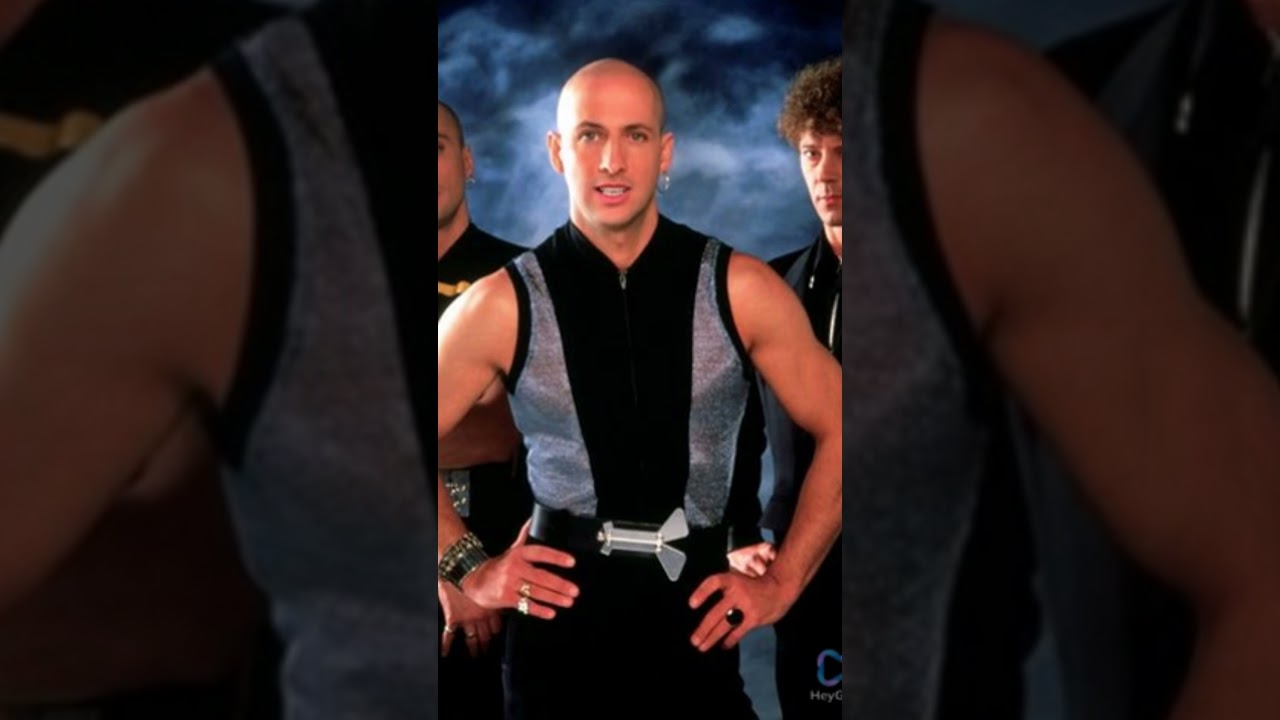 Sexy Swagger and Infectious Hooks: Right Said Fred's 'I'm Too Sexy' Shook Up the Music World!"