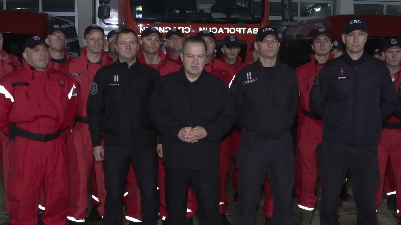 Ministar Dačić ispratio timove za spasavanje u BiH