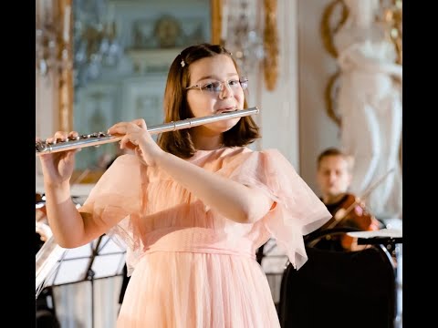 A.Vivaldi .Concerto RV 432 Elizaveta Katerinchuk (flute, 9 year)