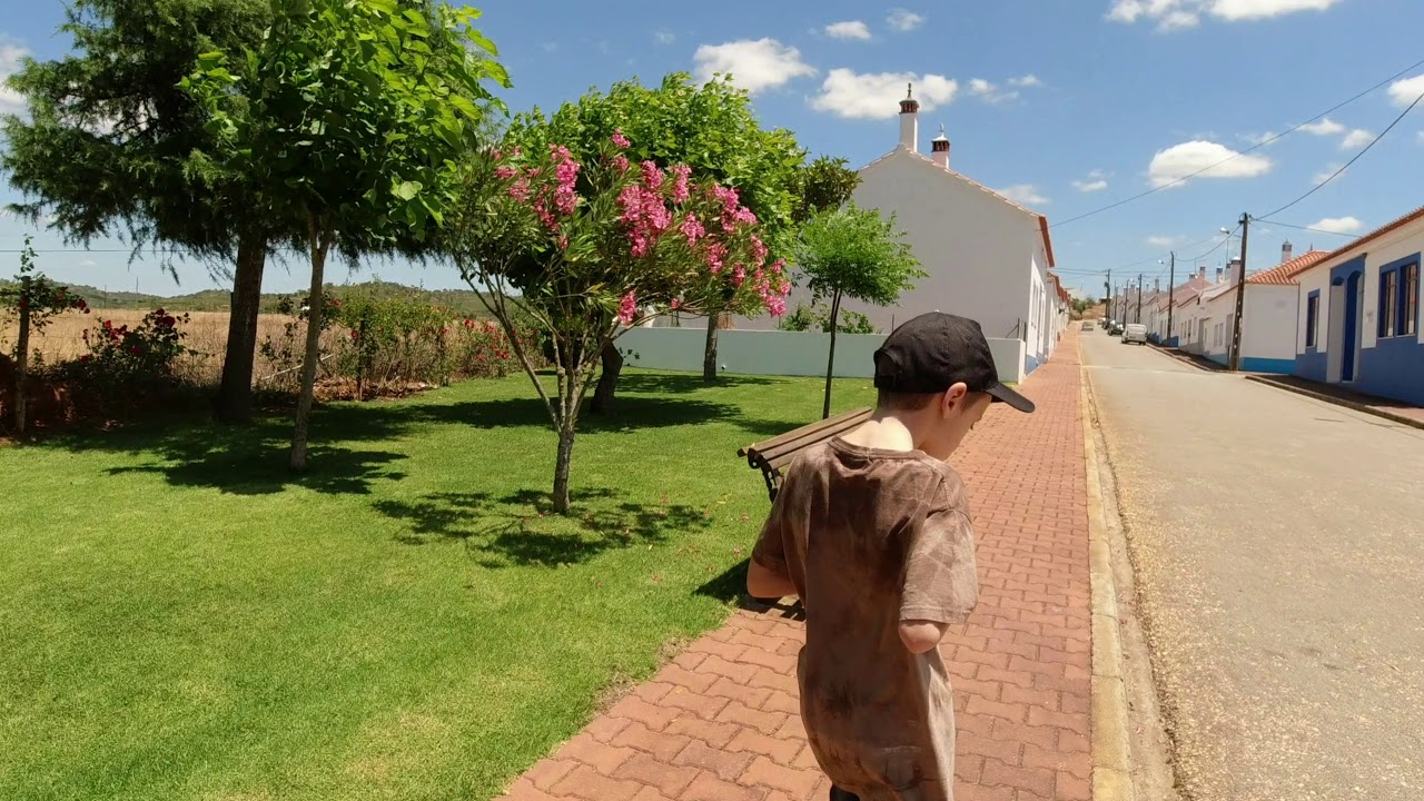 Uma aldeia  peculiar no Alentejo. Santa Clara-a-Velha. Maravilhas de Portugal