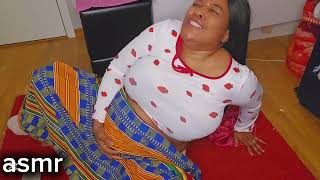 seconds before a pregnant woman almost gives birth alone in the bedroom 🛏