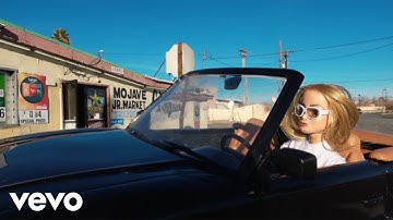 Lee Ann Womack - Hollywood (Official Video)