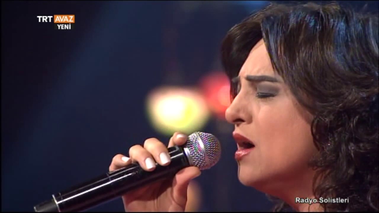 Fırat Kenarında Yüzen Kayıklar - Dilek Karadağ - Radyo Solistleri - TRT Avaz