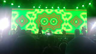 Steven & The Coconut - Enggan | Synchronize Fest 2019