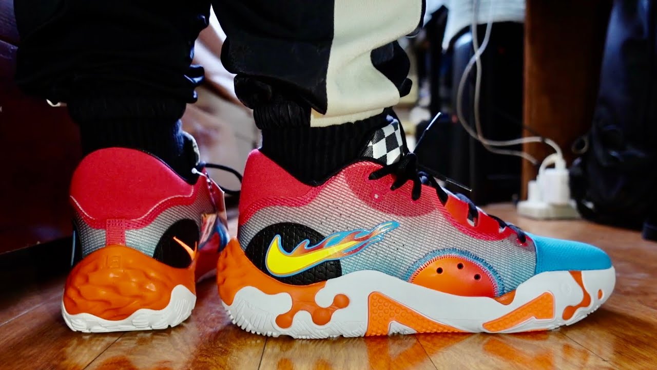Nike PG 6 Hot Wheels | ON Feet | Detailed Look - YouTube