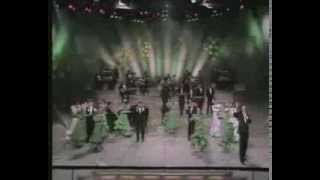 Video thumbnail of "Cantores de Híspalis - La Danza del Amor, concierto por sevillanas (Danza, sevillanas '88 - 1987)"