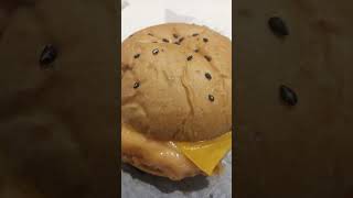Fudo burgers made in Myanmar ဘာကာ ပြည်တွင်း လုပ်သည်။ #food