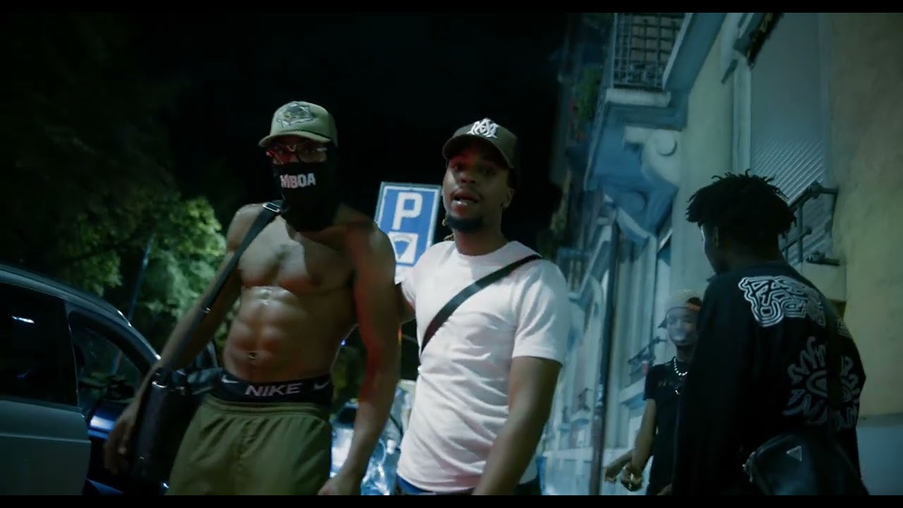 Guarda YA.R - LESA (Clip Officiel) su YouTube Guarda YA.R - LESA (Clip Officiel) su YouTube