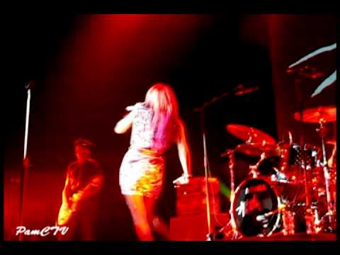 Allison Iraheta- Beat me up 8-8-2010