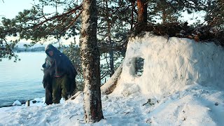 EXTREME WINTER CAMPING: Surviving the Frozen North Like a Viking Warrior⚔