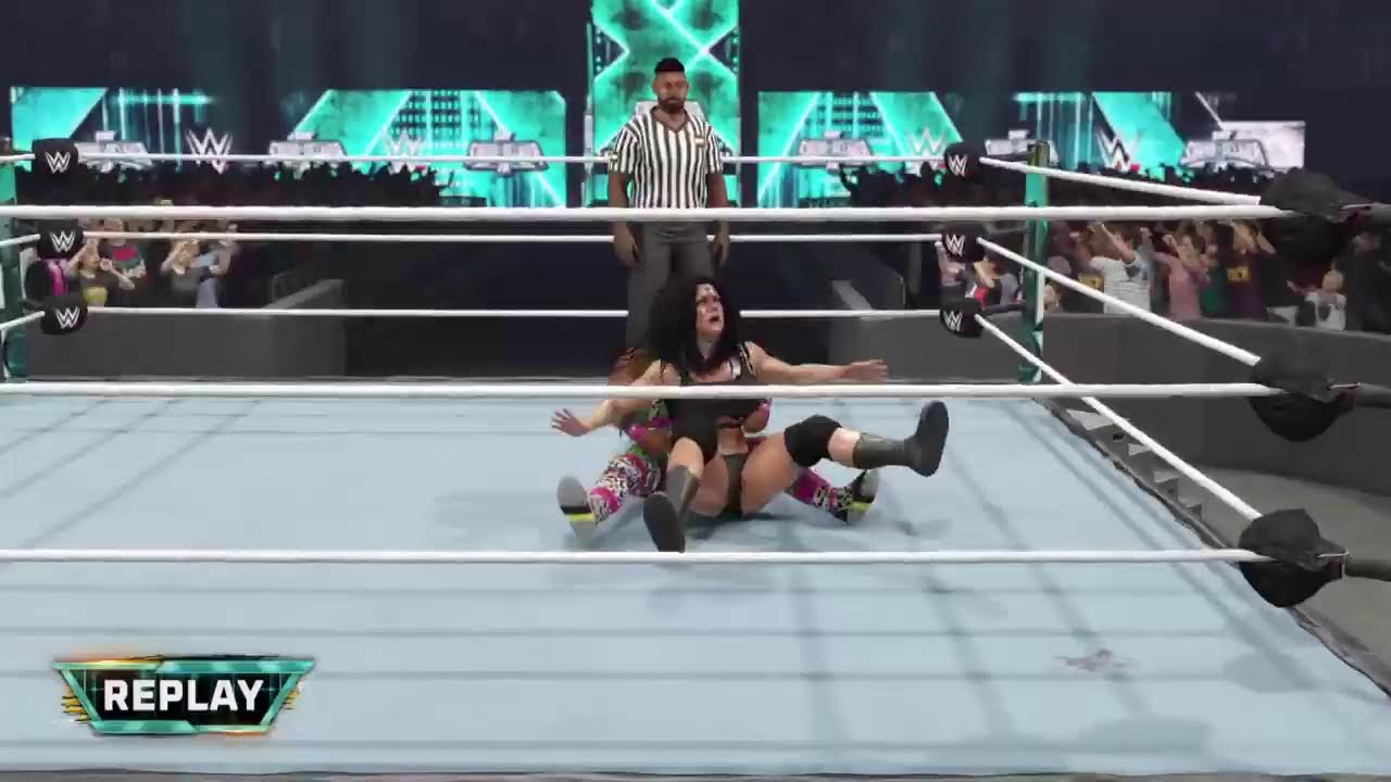 women world heavyweight champion Naomi vs chyna