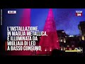 Esplosione di luci a Milano: si accende l’albero di Natale