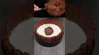Cremiger italienischer Kuchen ohne Backen – in 5 Minuten verputzt!