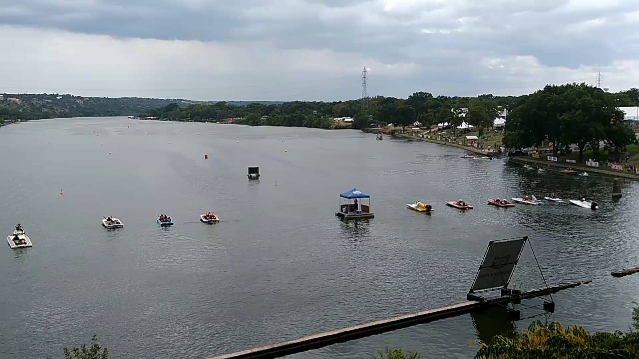 Marble falls boat races at Chili's patio YouTube