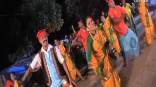 Venus world wide entertainment presents new marathi koligeet album
""chal paru phiravala vesavche bandarala"" singer : shakuntala jadhav,
sudesh bhosle, alta...